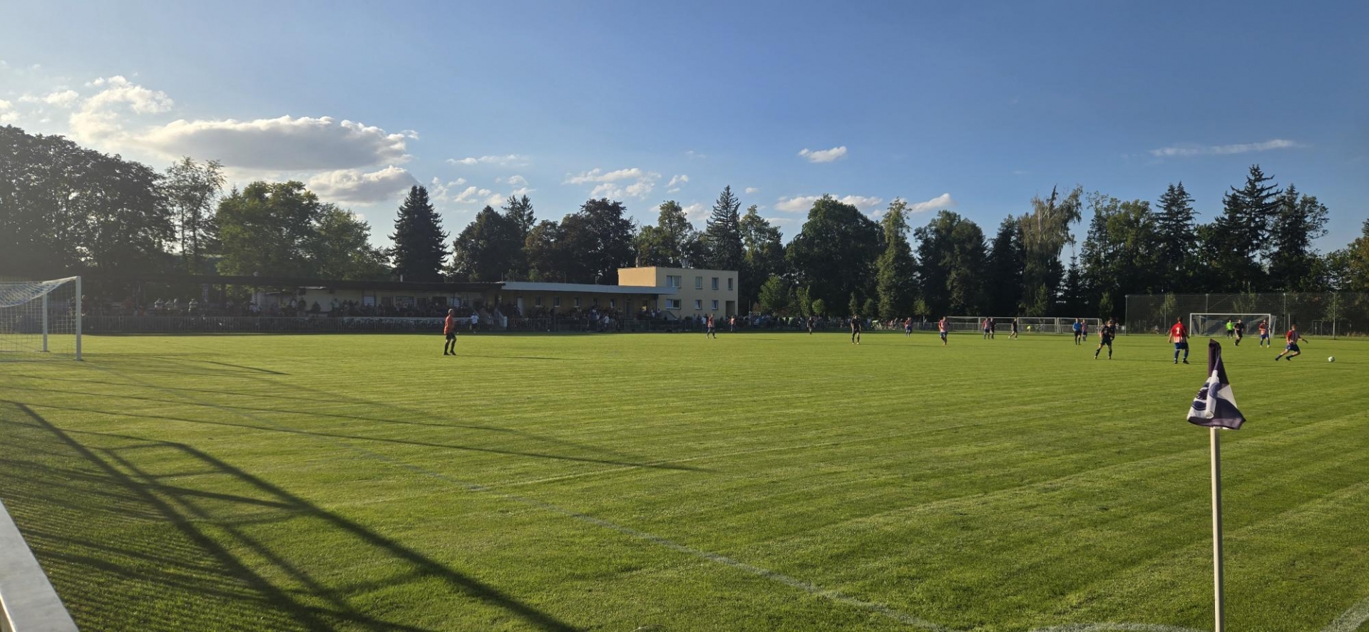 Okresní derby na úvod jasně pro Pečky. Béčko zvítězilo 5:1.